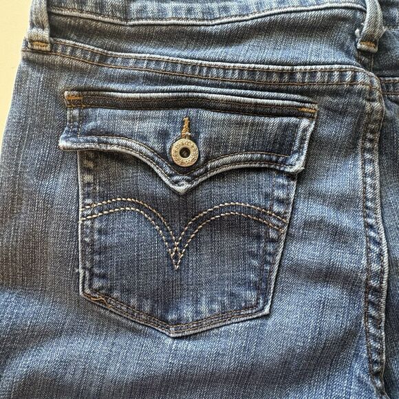 Levi's 545 Low Boot Cut Jeans Women's 12M Medium Wash Denim Casual Everyday - Picture 10 of 10